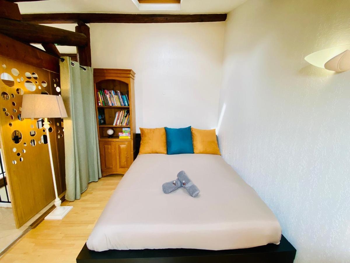 Appartamento "Gigi" Superbe loft en plein coeur de Sète - terrasse Esterno foto
